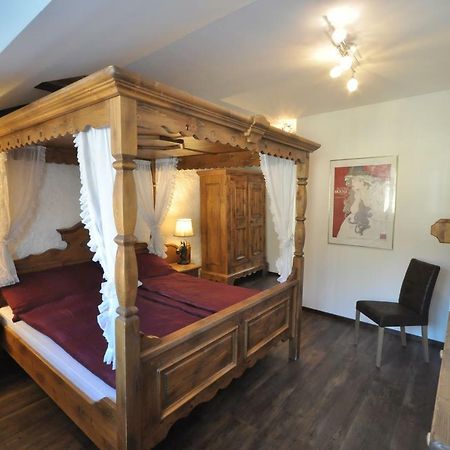 B&B Zum Rossli Zunzgen Экстерьер фото