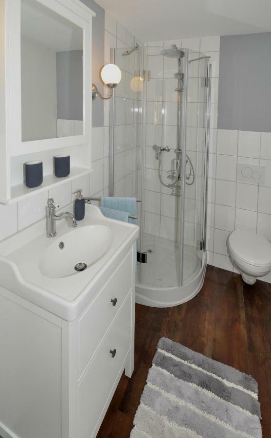 B&B Zum Rossli Zunzgen Экстерьер фото